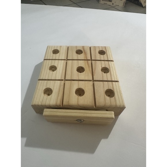 Wooden tic tac toe game with marbles - Picture 1 of 5